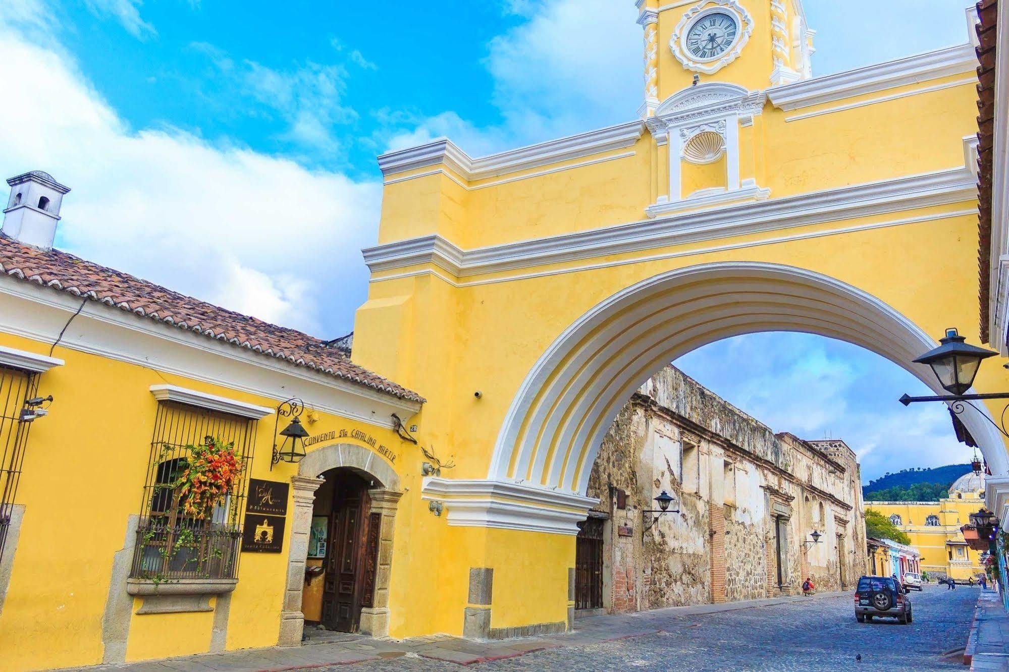 Hotel Convento Santa Catalina By Ahs Antigua Luaran gambar