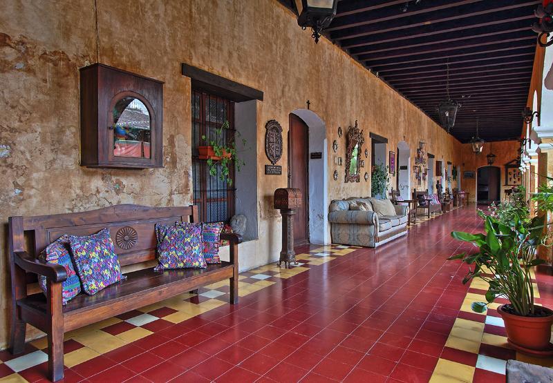 Hotel Convento Santa Catalina By Ahs Antigua Luaran gambar